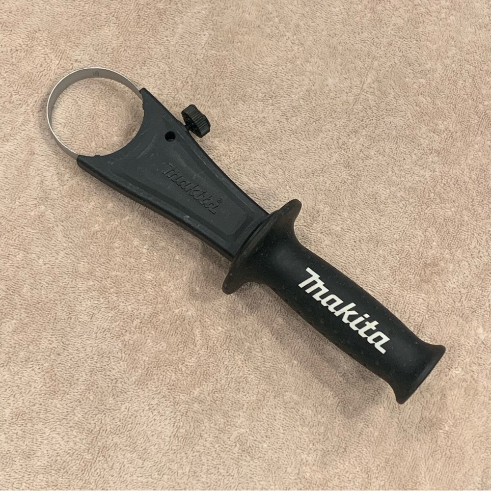 Makita 126131-8 Side Handle use w/ 18V LXT Hammer Drill Models LXPH03 / XPH03